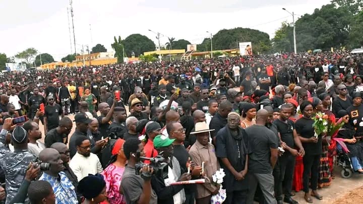 Côte d'Ivoire : Marche silencieuse à Daoukro en hommage au président Bédié