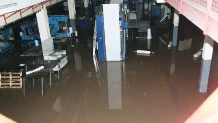 Côte d'Ivoire : À Abidjan, l’imprimerie de Fraternité Matin sous les eaux