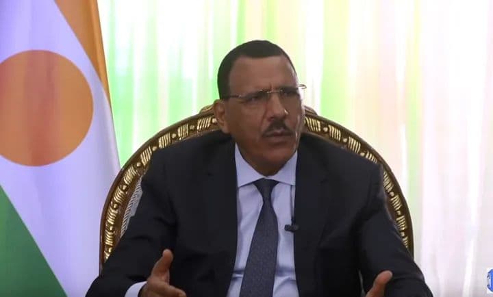 Niger : Mohamed Bazoum s’attaque à Ouattara sur le troisième mandat : « Il tombera sous le coup des nouvelles dispositions »