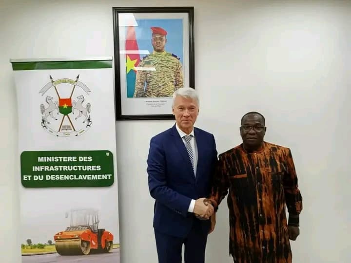 Burkina Faso : Le développement du chemin de fer Ouagadougou-Accra en bonne voie avec la Russie