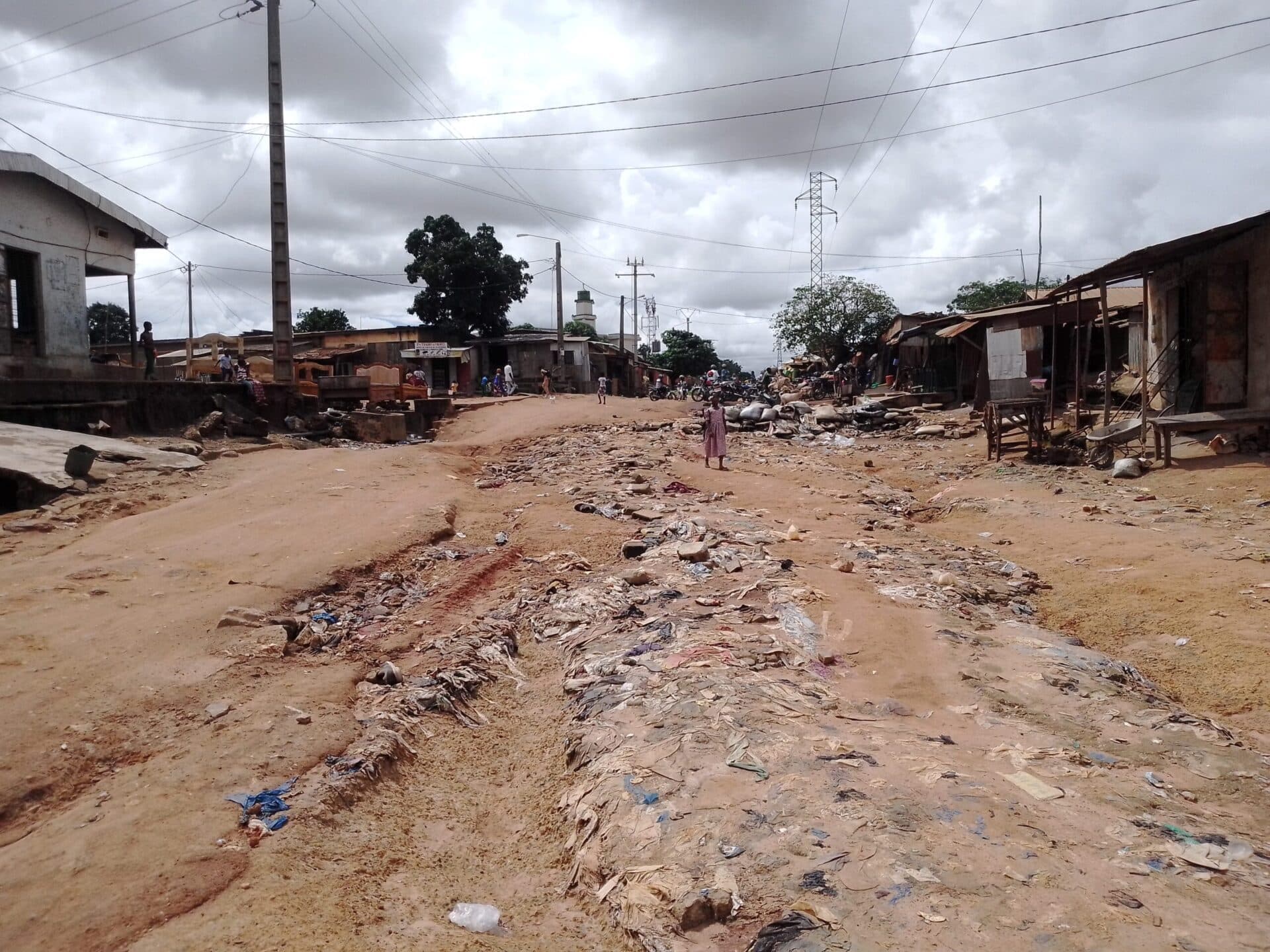 Côte d'Ivoire : Bouaké, pendant que le quartier Belle Ville 1 pleure ses rues, maire, ministres et cadres ont d'autres soucis ?