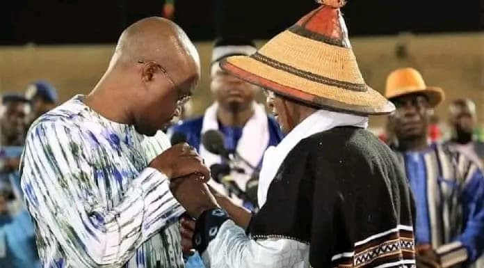 Mali : Le ministre burkinabè de la Culture fait Chevalier de l’Ordre national