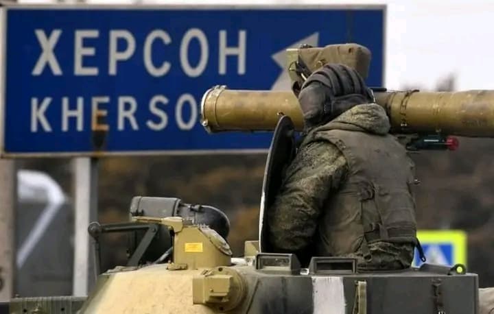 Guerre en Ukraine : Kherson se prépare au combat pendant que l'administration russe est évacuée