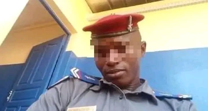 Côte d'Ivoire : Yamoussoukro, sorti de la MACA, il se fait passer pour un gendarme et est interpellé dans un taxi communal