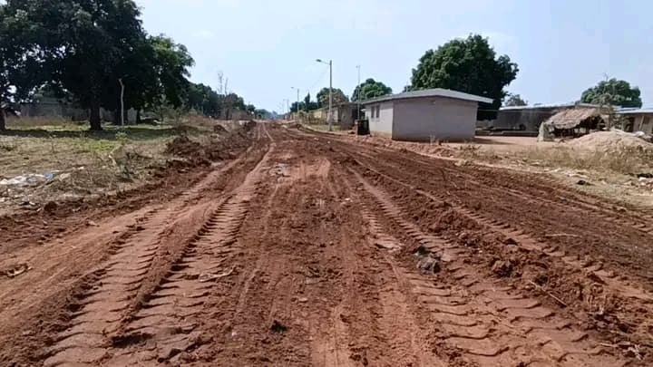 Côte d'Ivoire : Diabo, Koumoin René le Vagabond du développement fait reprofiler plusieurs routes dégradées