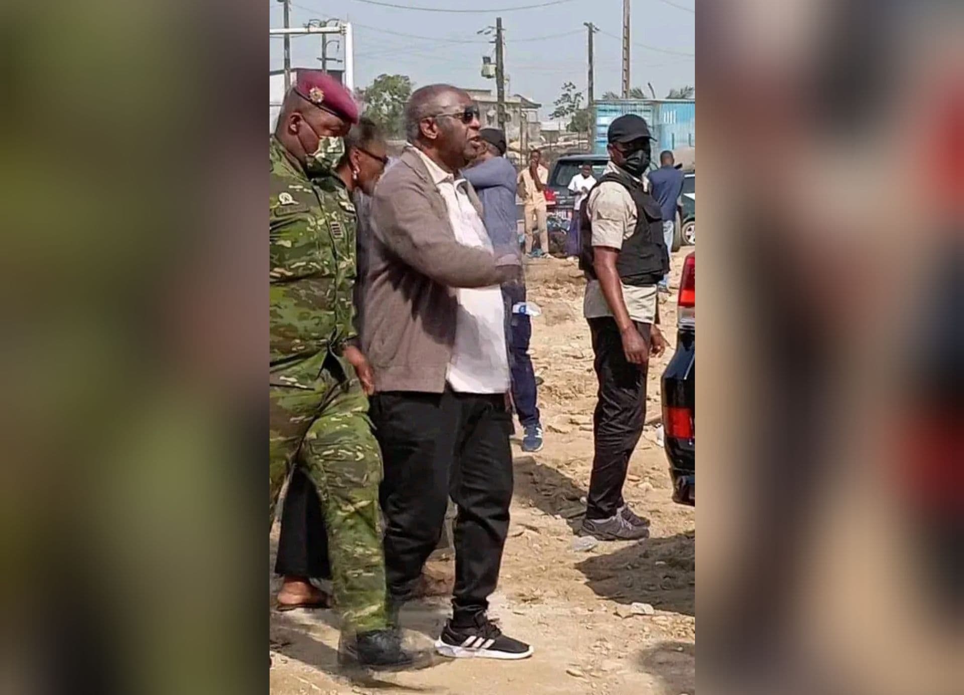 Côte d'Ivoire : Le Président Gbagbo à GESCO sur les lieux de la casse, marque sa solidarité avec les déguerpis