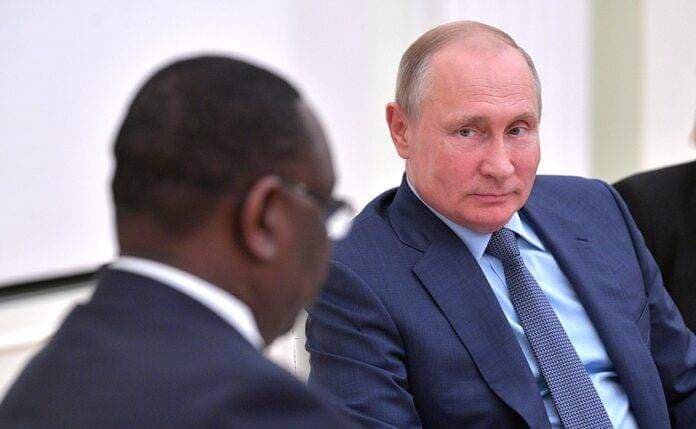 Russie : À Moscou, Macky Sall plaide auprès de Poutine pour la levée des sanctions visant les produits vers l'Afrique