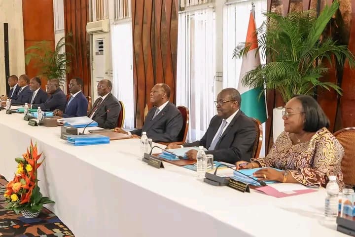 Côte d'Ivoire : Le gouvernement mobilise 123 milliards f pour le financement du projet de connectivité inclusive et d’infrastructures rurales