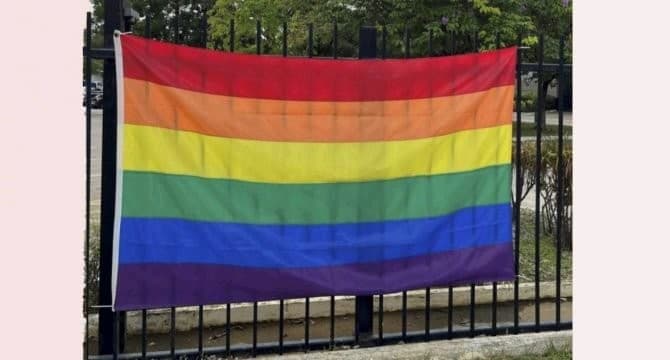 Côte d'Ivoire : Un journal consacré aux lesbiennes, gays, bisexuels, transgenres (LGBT+) annoncé dans les kiosques à journaux