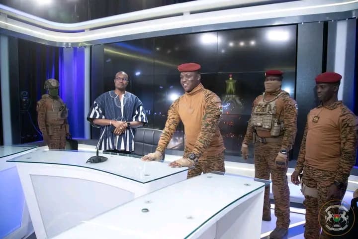 Burkina Faso : Les médias publics félicités par le Chef de l’Etat