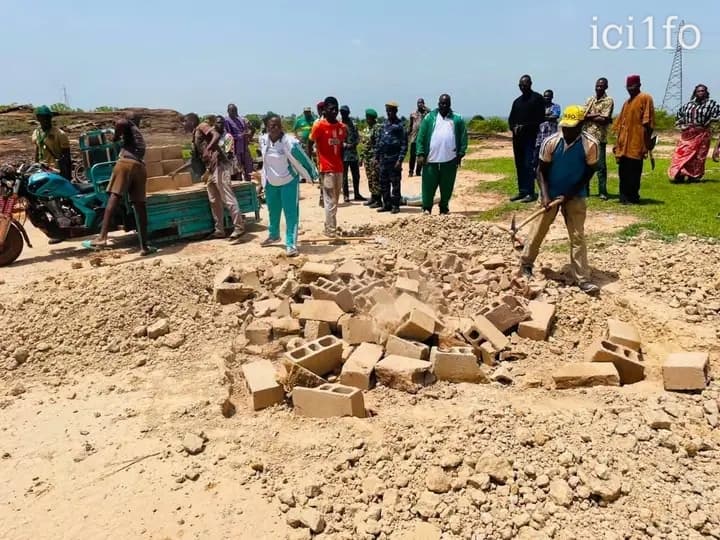 Burkina Faso : Bobo-Dioulasso, la construction d'une église suspendue 