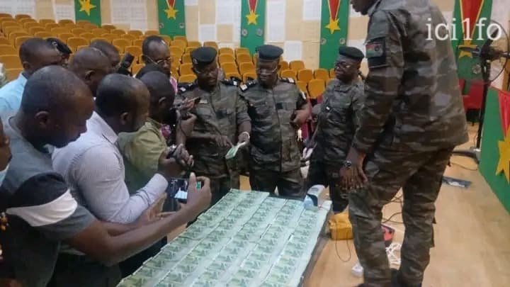 Burkina Faso : 60 millions de FCFA en faux billets et des produits illicites saisis 