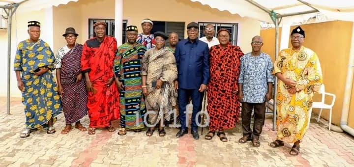 Côte d'Ivoire : Gbêkê, le Ministre Assahoré privilégie la médiation traditionnelle après la vidéo visant Nanan N’Goran Koffi
