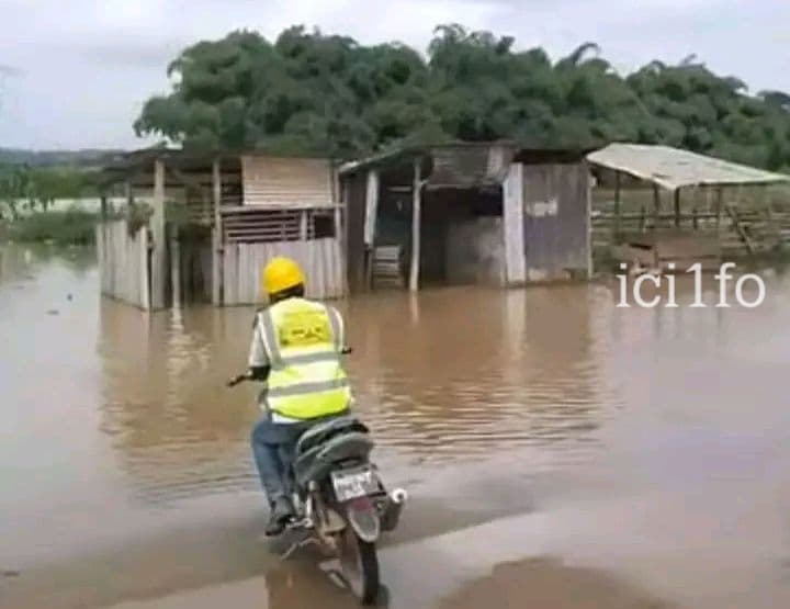 Côte d'Ivoire : Aboisso, la Bia sort de son lit et inonde un quartier